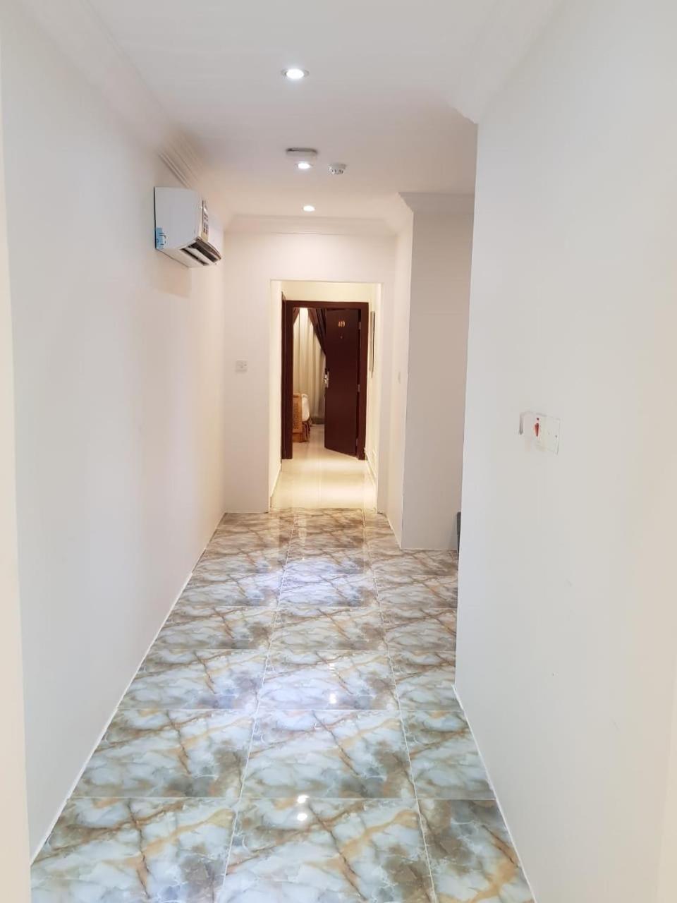 الحماد للشقق الفندقية - فرع سلطان بن سلمان Jeddah Exterior photo