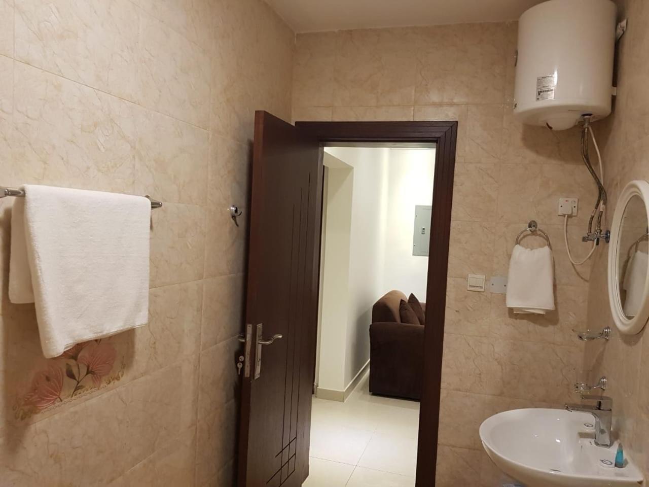 الحماد للشقق الفندقية - فرع سلطان بن سلمان Jeddah Exterior photo